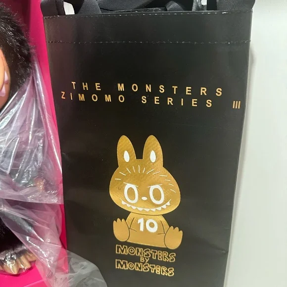 The Monsters 10th Anniversary Series Zimomo Vinyl Plush Doll.New in box. - Picture 12 of 16